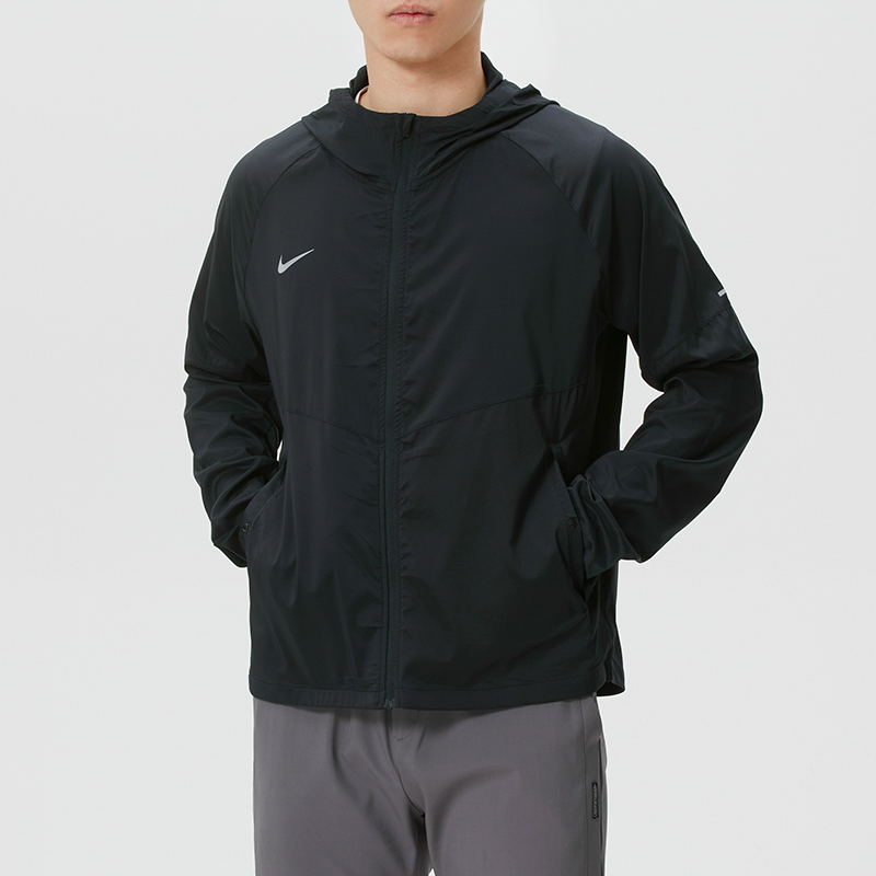 Nike Men's Sportswear Running  - огляд і ціна Running Gear Jacket