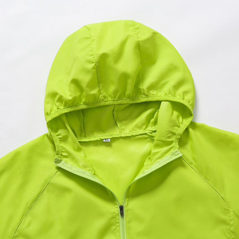 LNGXO Hiking Waterproof Jacket - огляд і ціна Running Gear Rain